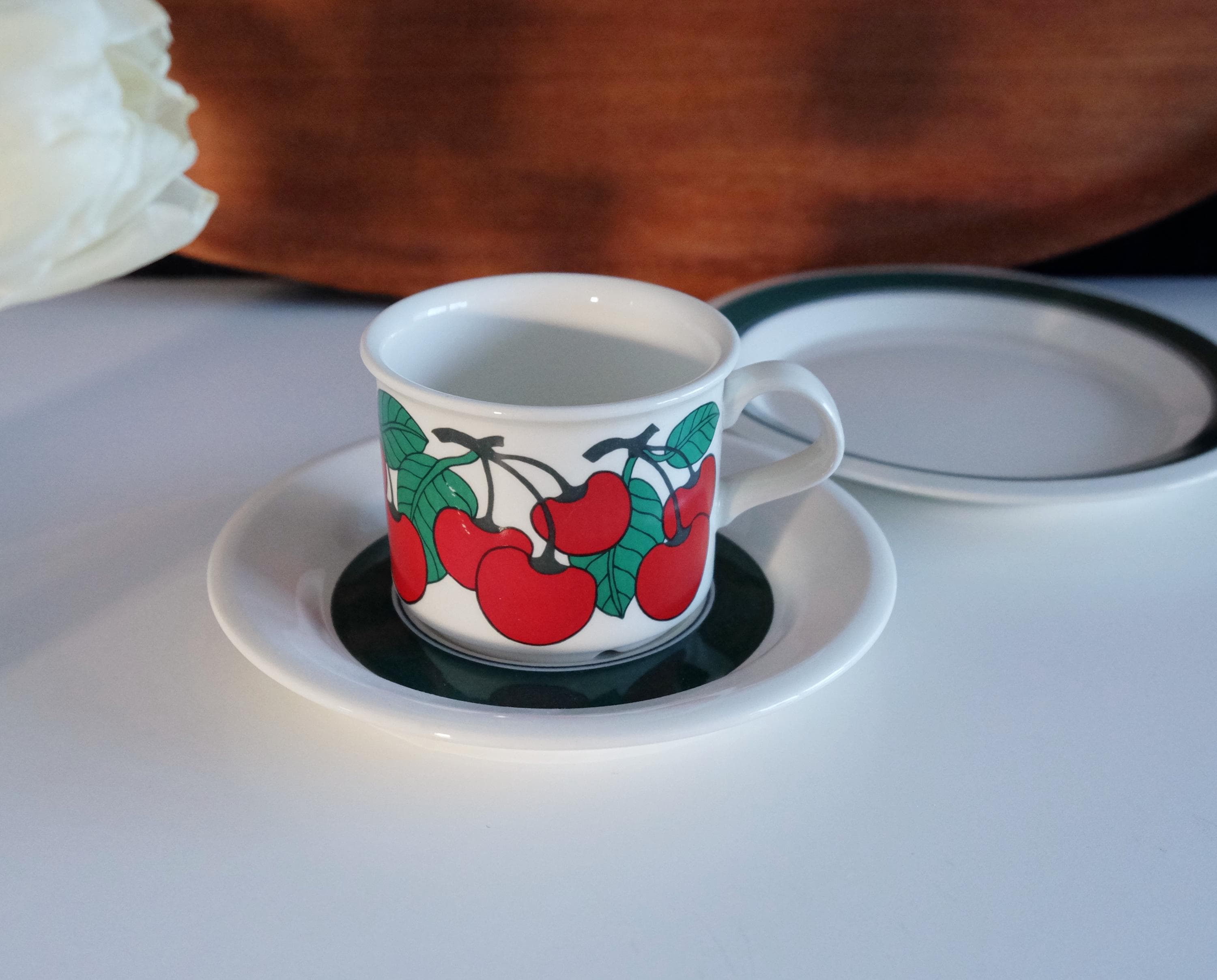 Trio Set Arabia Finland Arabia Kirsikka (cherry) Coffee Cup