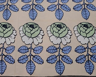 Marimekko Maalaisruusu rose cotton fabric 140 x 42 cm, row of 6 roses, home docor, upholstery, wall hanging fabric, sewing fabric