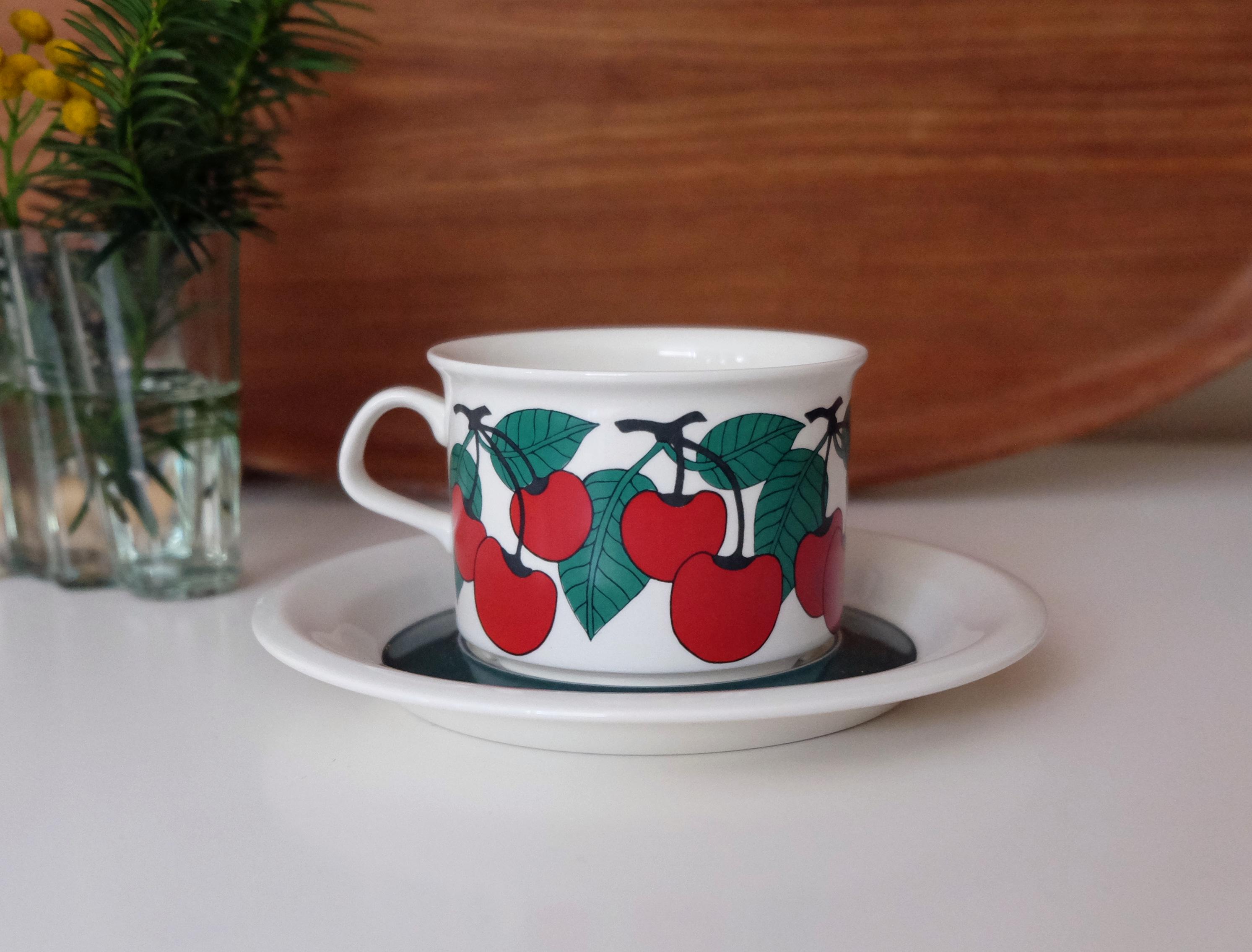 Arabia KIRSIKKA Cherry Tea Cup 250ML, Vintage Ceramic Tableware