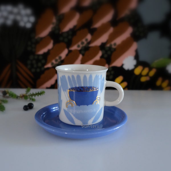 Mint condition Finland Zeebra Ceramic. hand painted vintage coffee cup and saucer. Arabia Finland porcelain tea cup