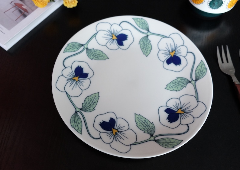 Rörstrand "Sylvia" 250-årsjubileum vintage middagstallrik 24,5 cm, designad av Sylvia Leuchovius, serveringsfat bild 2