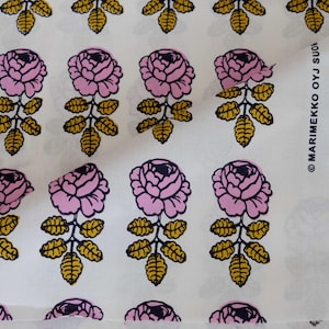 Marimekko Vihkiruusu cotton fabric, sold by half yard, 46 x 140cm, black white handcraft fabric, upholstery, sewing fabric