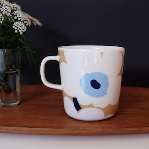 Marimekko Unikko poppy mug Oiva porcelain coffee mug 4.0DL designed by Maija Isola