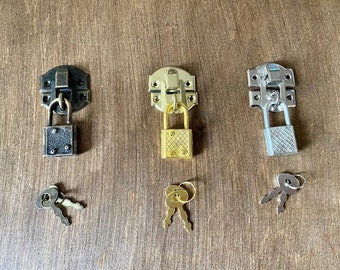 Wooden Box Lock with Key: Brass, Gold, or Silver