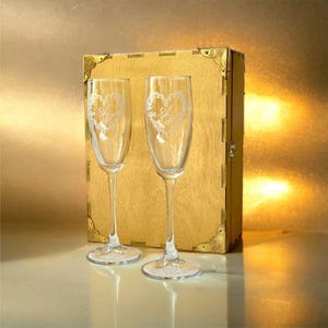 Personalized Wedding Champagne Glasses in a gold box, Custom Toasting Flutes, Engraved Bride and Groom Gift Set