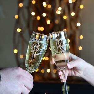 Personalisiertes Hochzeits-Toasting-Gläser, benutzerdefinierte Champagnerflöten, graviertes Brautgeschenk-Set mit Box