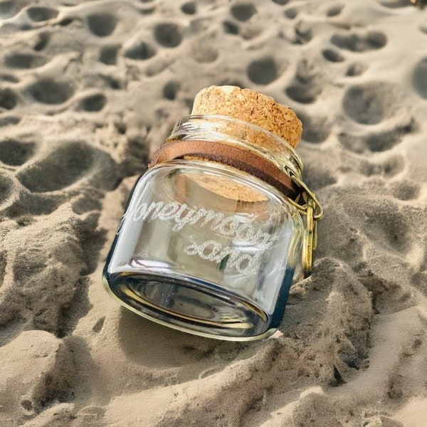 Beach sand jar, mini keepsake honey moon sand, wedding favor, family vacation newlywed gift