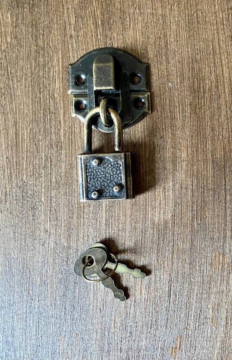 Locks with key for wooden box, backpack honeymoon traveling, Golden lock Silver lock Old brass lock image 2