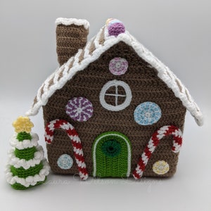 Gingerbread House crochet pattern PDF download image 3