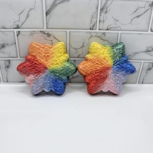 Rainbow snowflake bath bomb, Christmas gift, stocking filler, children's bath bomb,Christmas eve box, lgbtq gift, pride bath bomb,