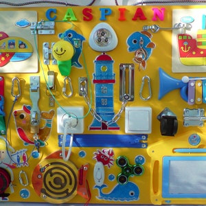 Planche Occupee 6750 Busy Board Bebe Montessori Jouet Etsy Planche Occupee 6750 Busy Board Bebe Montessori Jouet Etsy