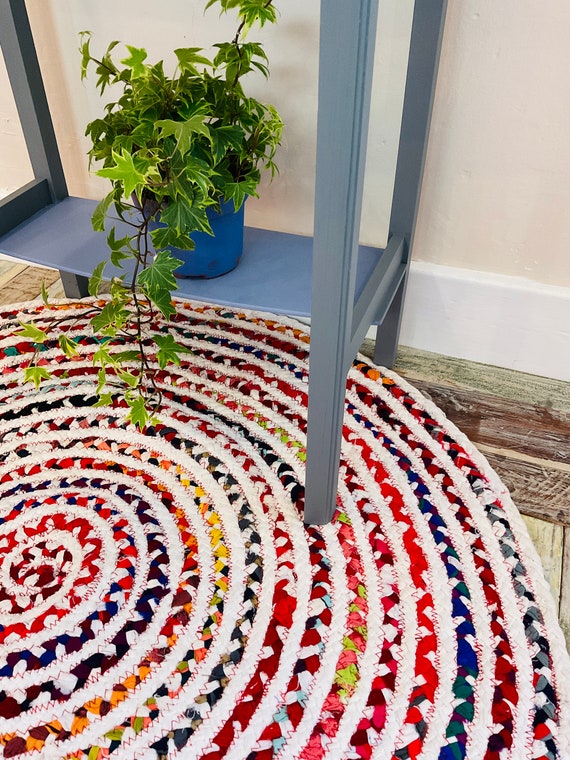 Grand tapis rond design multicolore