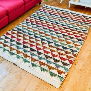 Second Nature Online Karal Rug Pink and Multicolour Triangle Bunting Stripe GoodWeave Cotton Small Rug or Runner