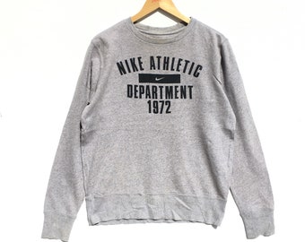 nike athletic jumper