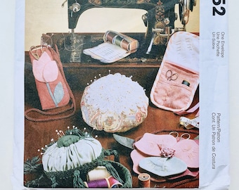 Patrón de accesorios de costura McCall's Crafts 2452, vintage de los años 90, sin cortar.