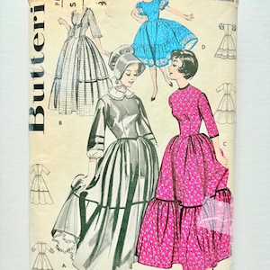 Pode incluir: Padrão de costura Butteri vintage com ilustrações de vestidos. A capa mostra desenhos de mulheres em vários estilos de vestidos, incluindo um vestido azul com saia com babados e um vestido rosa com estampa floral. O padrão é marcado com "60" e "in Canada".