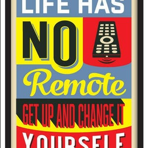 Divertente adesivo motivazionale per paraurti La vita non ha telecomando 001