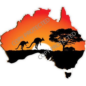 Puede incluir: Una pegatina con la forma de Australia con una escena de puesta de sol. Canguros silueteados saltan sobre un paisaje negro. El fondo es un degradado de naranja y rojo.
