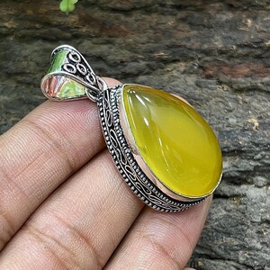 Yellow Onyx Silver Pendant, Handmade Pendant Jewelry, Fine Work Yellow Onyx Pendant, Gemstone Jewelry, Vintage Pendant, Gift For Her, M-219