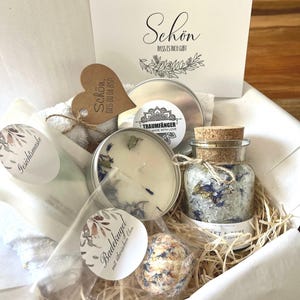Wellness Geschenkbox Kraft & Ruhe für Frauen | Wellness Geschenk Set für Frauen Freundin | SPA Wohlfühlbox Geburtstag | Rosenblüten Badesalz