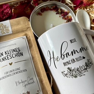 Tee Geschenkset Beste Hebamme Geschenk Box mit Keramik Tasse für Frauen Tee Geschenkbox Sojawachs Kerze Grußkarte Cozy Time image 9