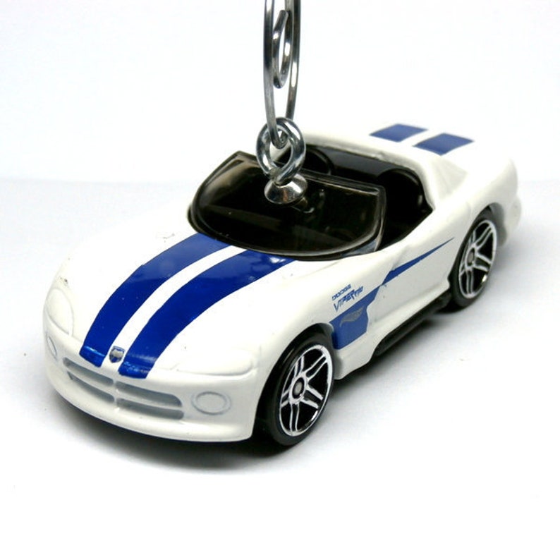 dodge viper rt 10 hot wheels
