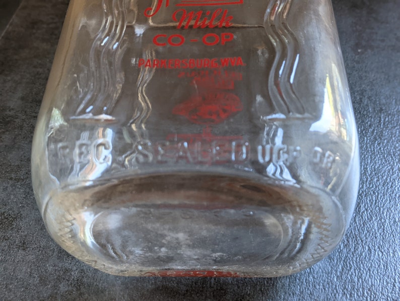 Vintage Producers Milk Coop 2 Quart Bottle With Pour Handle Etsy