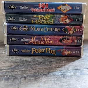 Set of 5 Vintage VHS movies/ Black Diamond