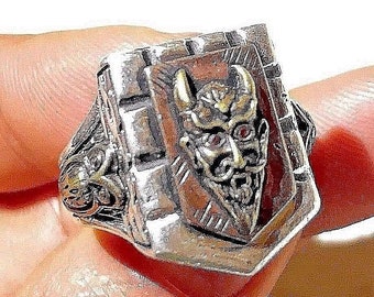 SALE Vintage Rockabilly 1940s 1950s 3 Tone Mexican Biker Novelty Devil Ring Skull