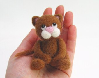 Needle Felted Cat Mini Sculpture, Rust Wool Ornament