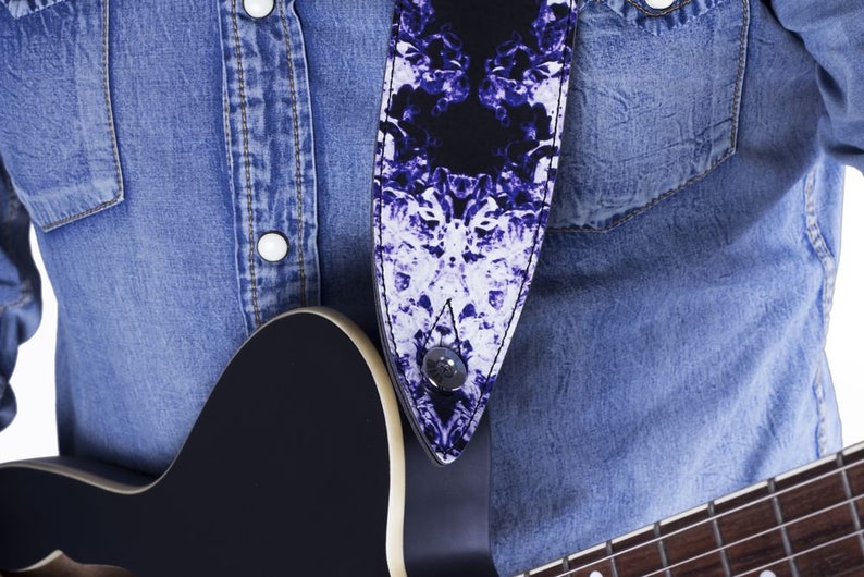 Lindo Alien Artwork Guitar Strap PVC Electric Acoustic Bass Purple image 1