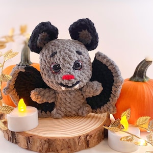 Cute Crochet Bat Amigurumi Pattern Halloween Plush Toy