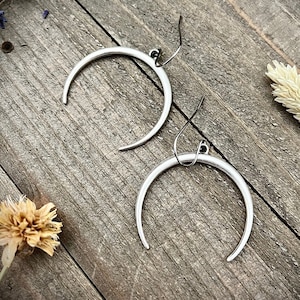 Sleek Silver Moon Earrings • Crescent Dangles • Crescent Moon Earrings • Simple Celestial Earrings