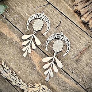 Silver Moon Geometric Lightweight Earrings