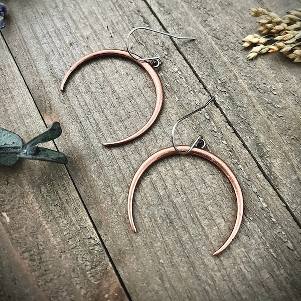 Sleek Copper Moon Earrings • Crescent Dangles • Crescent Moon Earrings • Simple Celestial Earrings