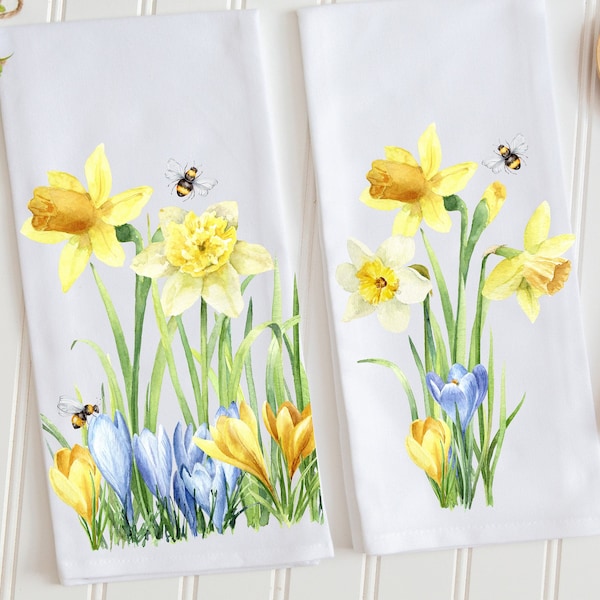 Daffodils and Bumble Bees, Spring Floral Dish Towel Set, Floral Tea Towels, Spring Kitchen, Mother's Day Gift, New Home Gift