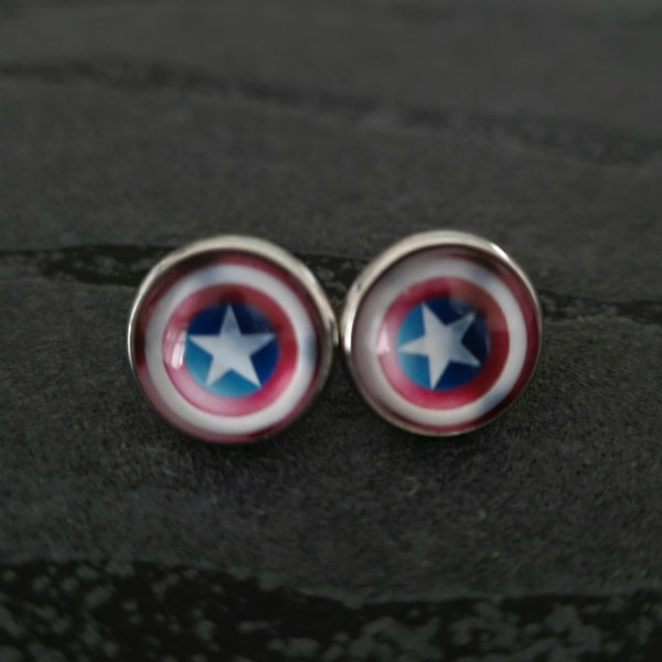 Ohrstecker Captain America Emblem Symbol Marvel rot Fassung silber rund Avengers Ohrringe Accessoire 12 mm Glas Cabochon Männer Geschenkidee