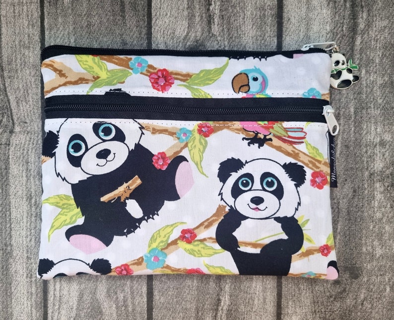 Schminktasche Panda Pandabären Niedlich Mäppchen Tropisch Bärchen Kunstleder Etui Tabaktasche Tropisch Tiere Handmade Geschenkidee Süß 画像 1