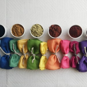 Rainbow dye kit. Natural dye kit. Eco friendly gift. Natural dye for textile. Natural extracts kit indigo. Dye starter kit. Botanical dye.