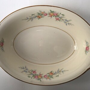 ホーマー・ラフリンによる 1940 年代のヴィンテージ楕円形サービング ディッシュ、ピンクの花柄、コテージ シック、シャビー シック、ファームハウス シック