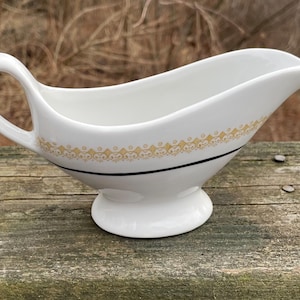 Vintage Mid century restaurant ware gravy boat, yellow and gray geometric pattern, Mayer China, USA