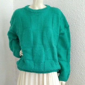 80s green sweater handknitt sweater mohair acryl sweater fluffy oversized jumper crew neck squared pattern sweater big sleeve spring jumper