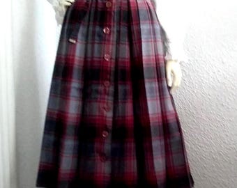 70年代の純ウールのプレッピーなカレッジスカート、英国風のAラインハイウエストスカート、チェック柄プリーツ、タータンチェックのスカート