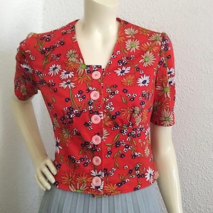 70s floral blouse daisy daisy print blouse V-neck top red multicolor blouse summer blouse colorful blouse jersey blouse viv botanical blouse