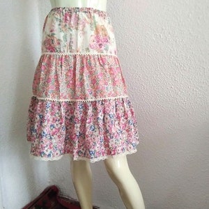 90s ruffled mini skirt floral summer skirt lace trim skirt multicolor skirt gipsy style mini skirt beach skirt sheer-ish colorful skirt