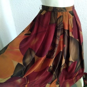 80s botanical colorful skirt gathered summer skirt terracota-burgundy midi skirt viscose pop-art elegant skirt UK 14 size FINK MODELL