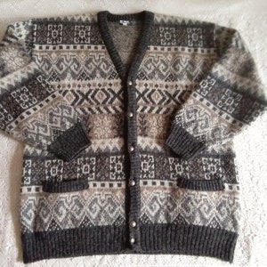80s icelandic men cardigan chunky wool men cardigan 58 size SIGURSSON scandinavian fair isle men cardigan norwegian winter men pullover