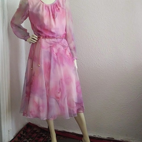 70s evening dress 1970s Formal Dress, Gown Photos Wonderful abstract design throughout with metallic threads Vintage 70's Peachy Pink Evening