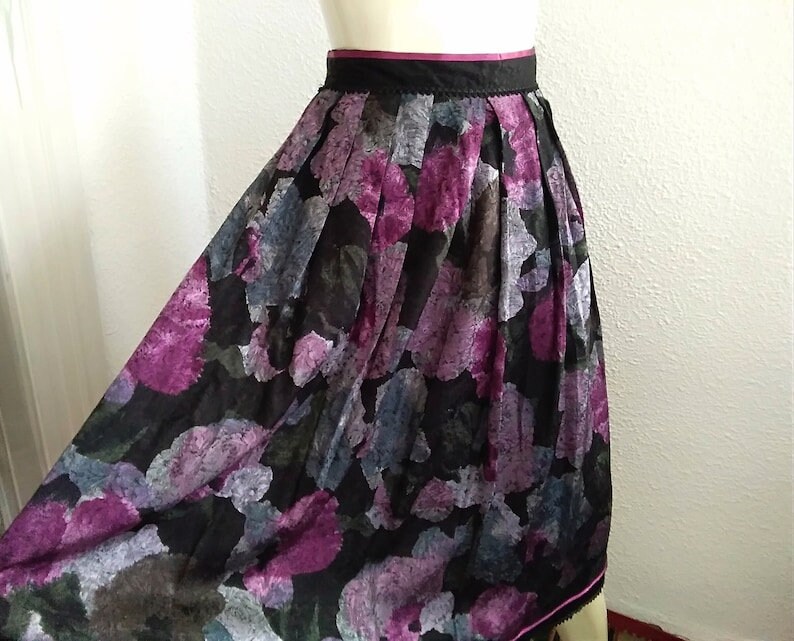 80s Folk Skirt Floral Jacquard Skirt MEICO Viscose Skirt 80s Folk Skirt Floral Jacquard Skirt MEICO Viscose Skirt