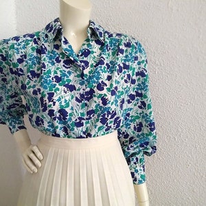 mod blouse button up shirt floral vivid color blouse spring blouse green blue botanical print blouse swedish blouse elegant statement blouse